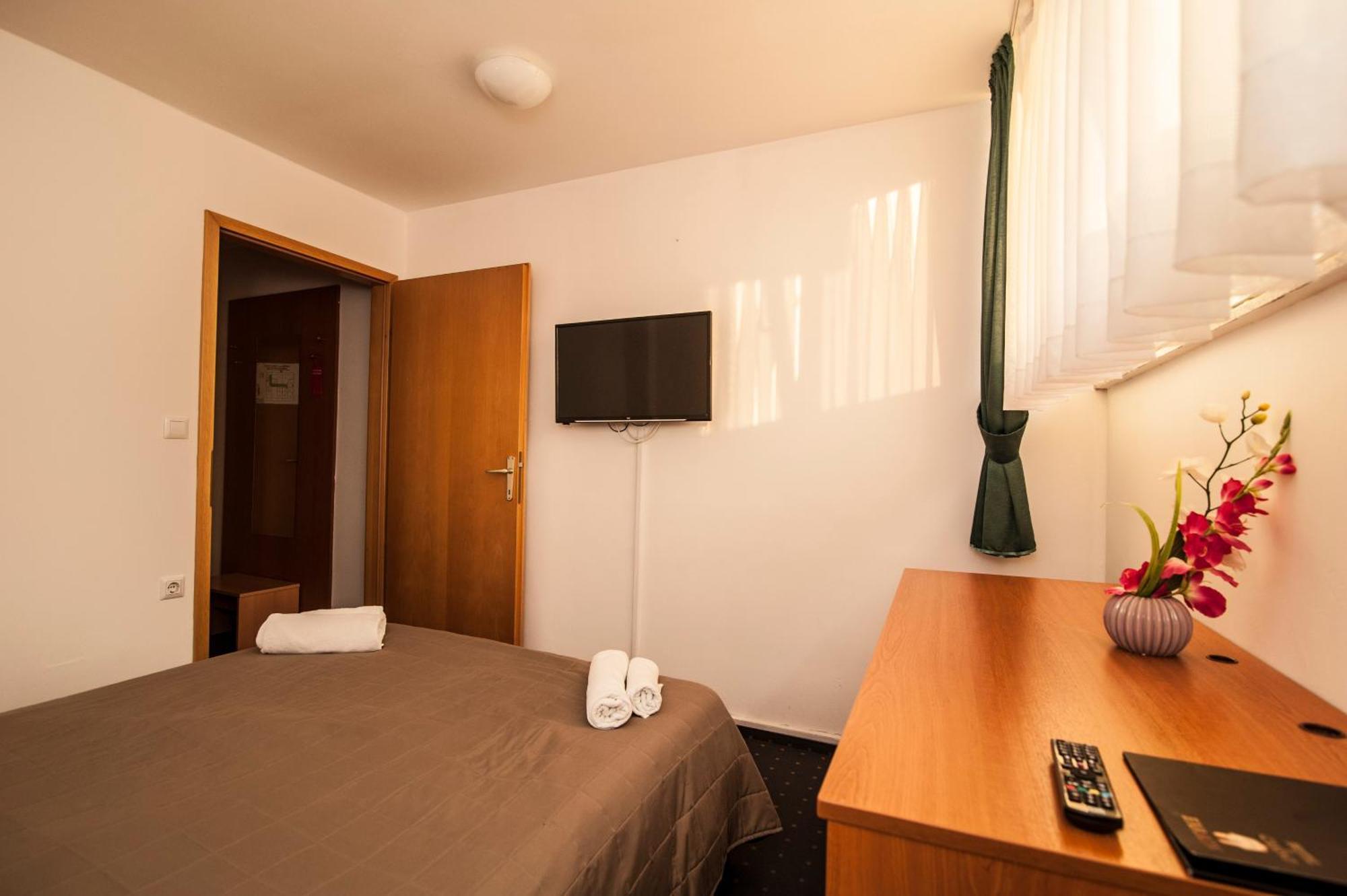 Hotel Faraon Celje Bilik gambar