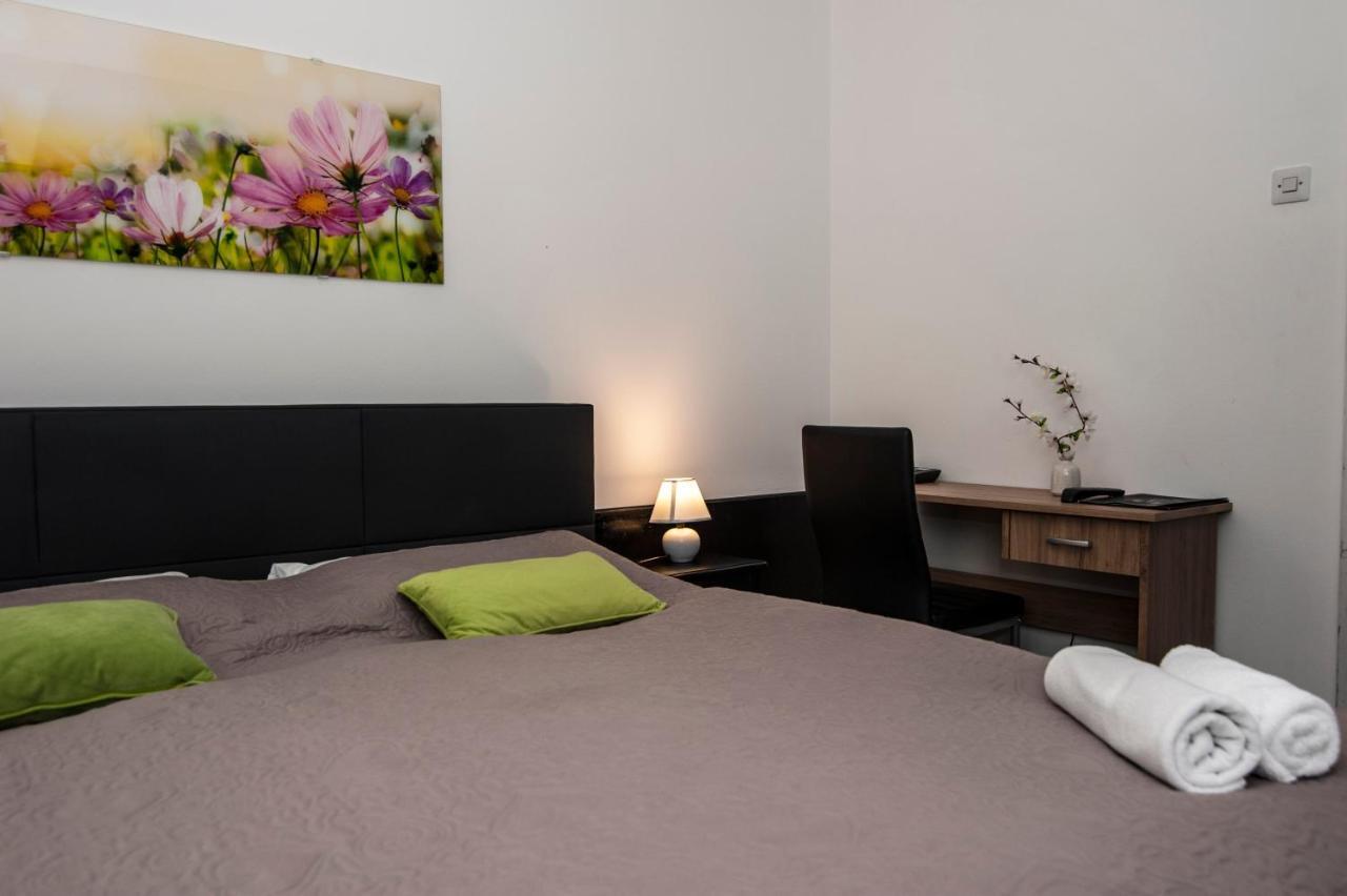Hotel Faraon Celje Luaran gambar